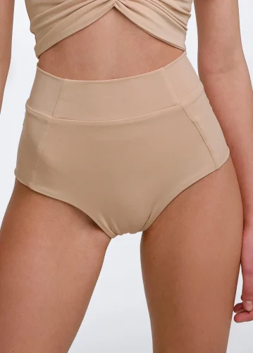 SHORTS VENERA NUDE